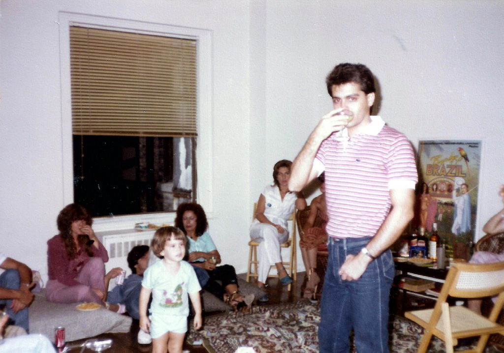 party_04.jpg (large)