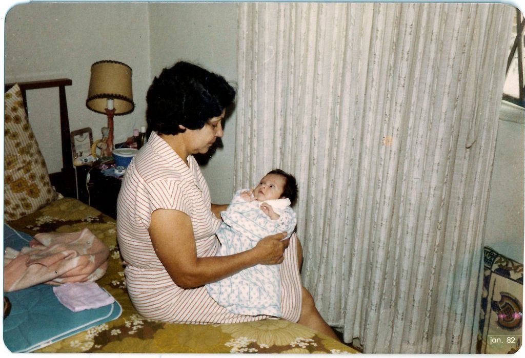 1982_01_00_vicentina_w_thacila_a.jpg (large)