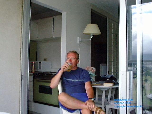 Dennis drinking a beer at 444 Nahua