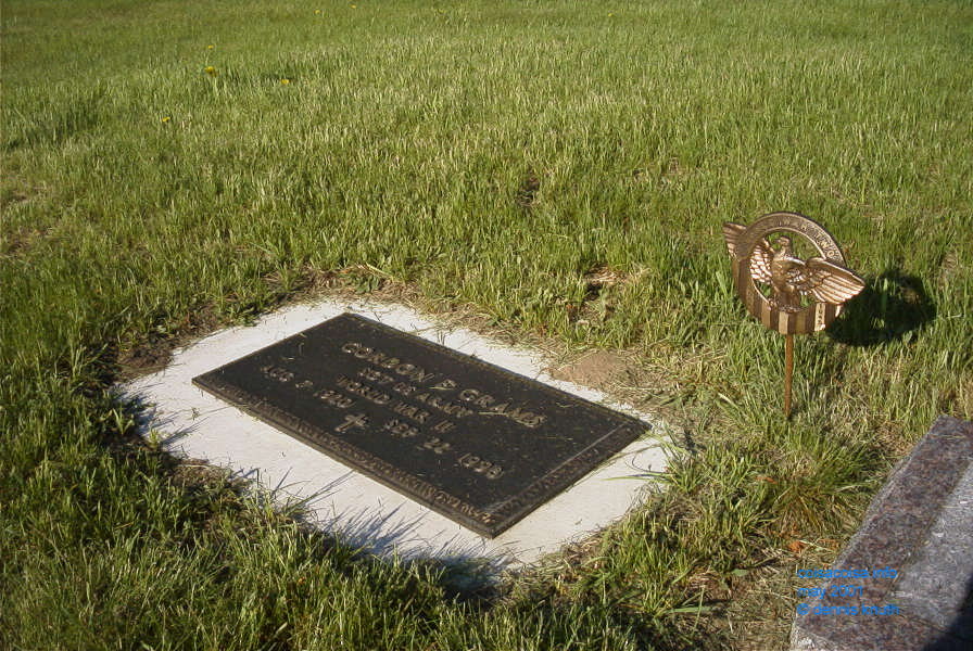 Gordon Grams Headstone, Born August 8, 1920, Died September 22, 1998