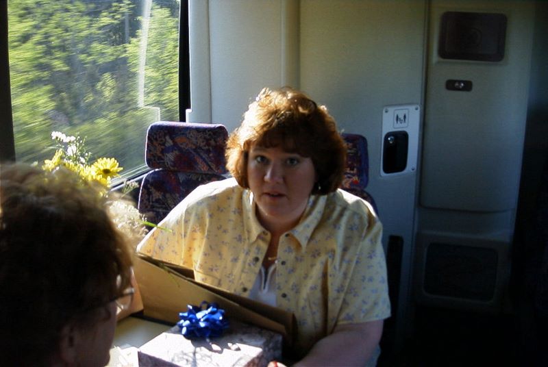 2001_05_12_peggybday_19_rene.jpg (large)