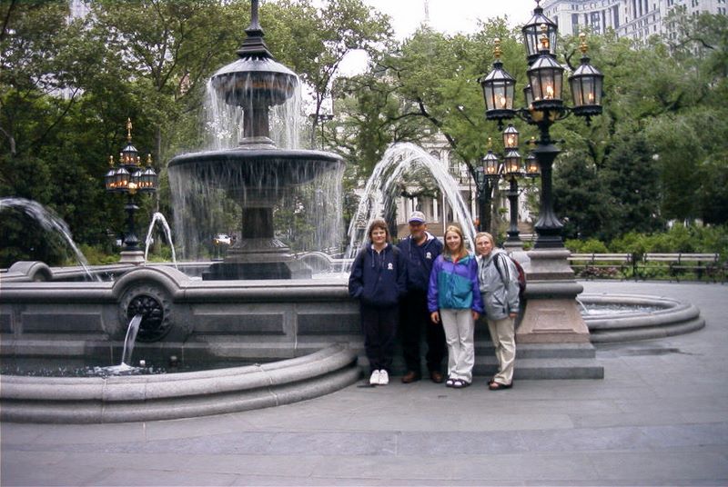 2001_05_26_cityhallpark.jpg (large)