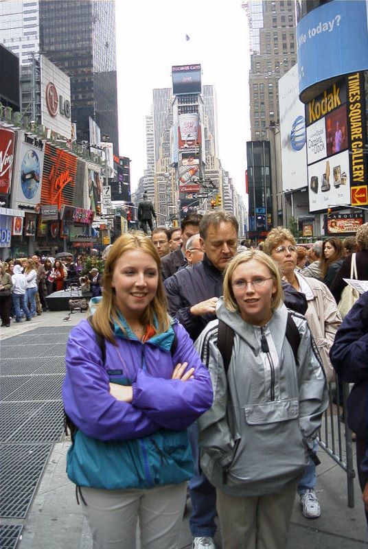 2001_05_26_timessq_6.jpg (large)