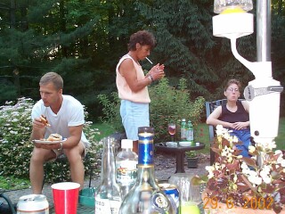 2002_07_04_e_traveling_w_janine_in_wi_atjeanettes_8.jpg  (large)