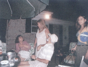 2002_07_04_f_traveling_w_janine_in_wi_atjeanettes_5.jpg  (large)