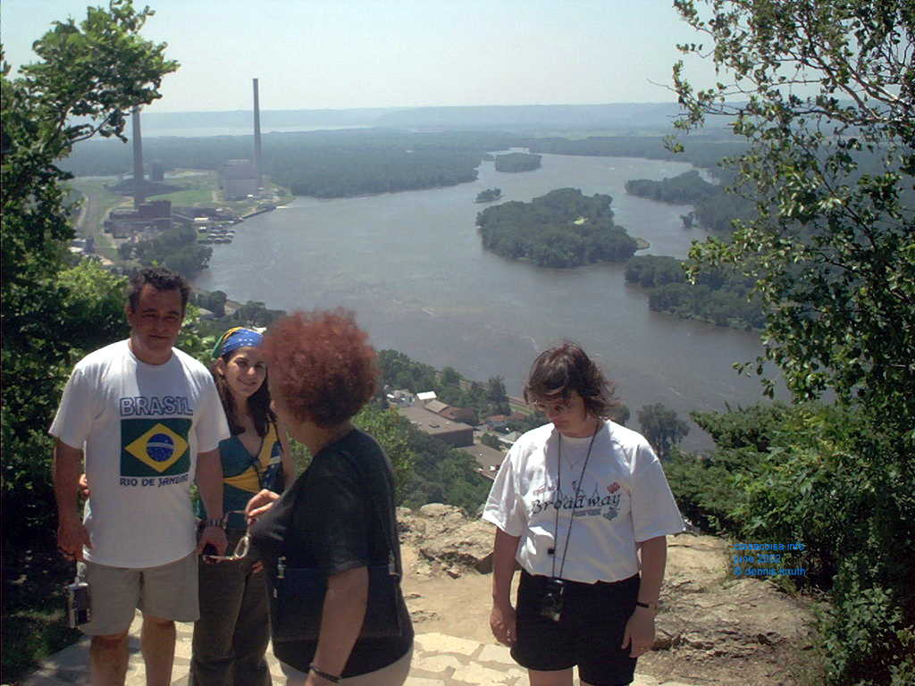 2002_07_04_traveling_w_janine_in_wi_alma_10.jpg  (large)