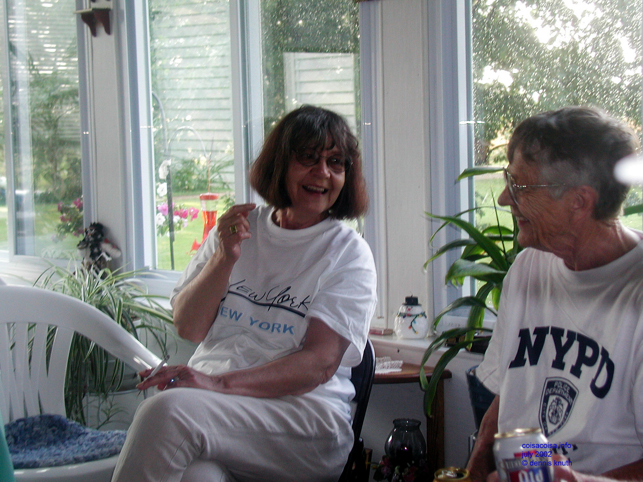 2002_07_27_emo_bday_evening_2.jpg  (large)