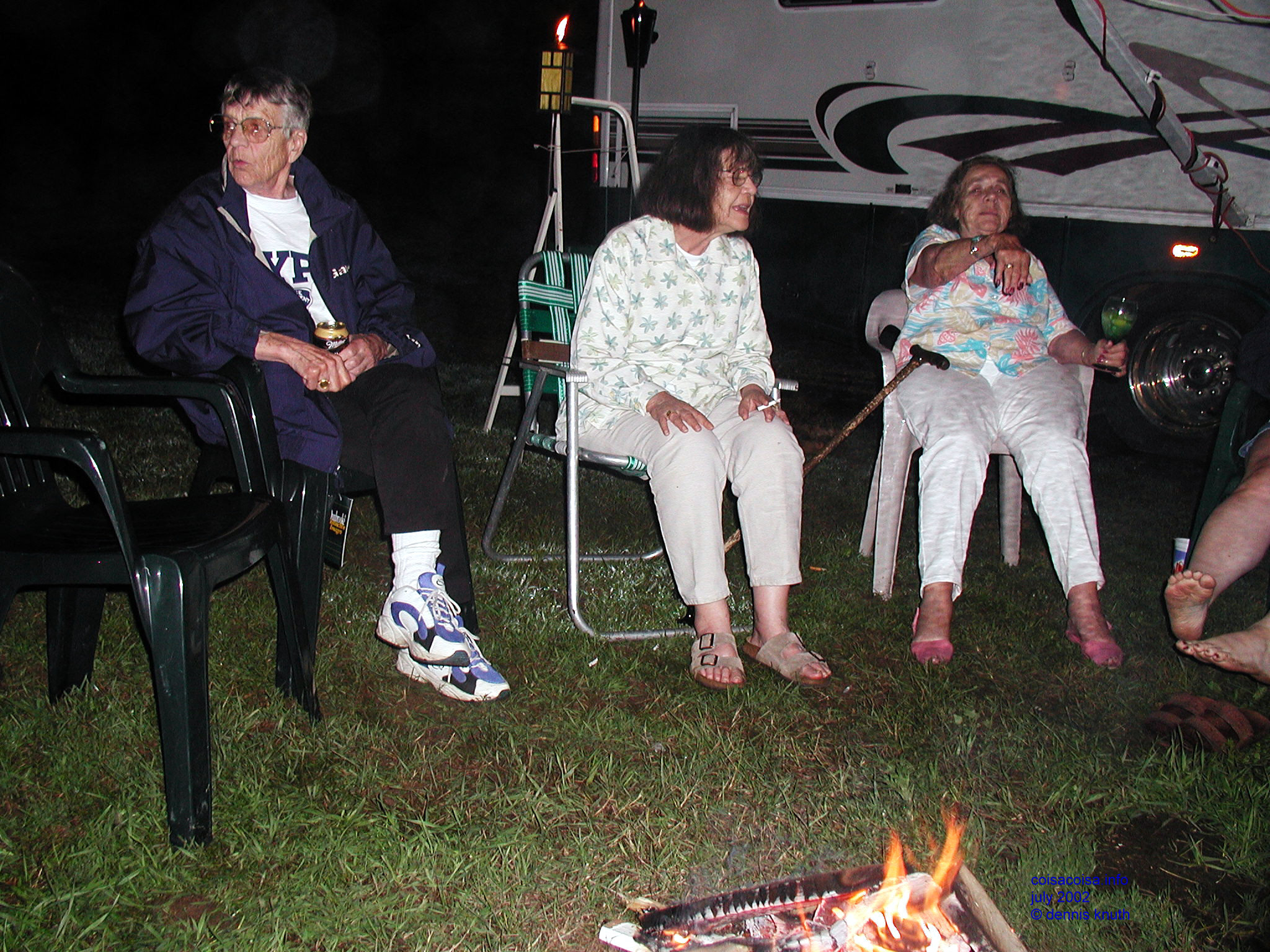 2002_07_28_emo_bday_early_morning_2.jpg (large)