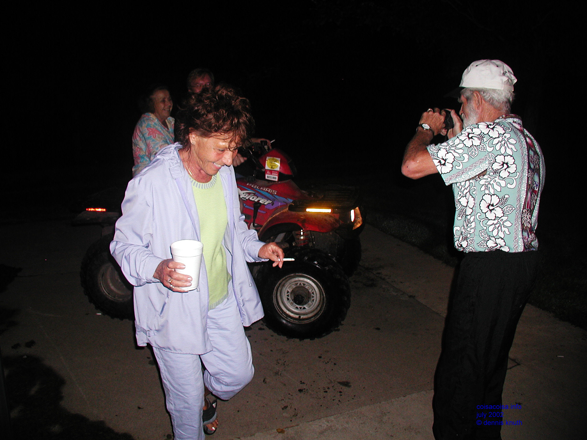 2002_07_28_emo_bday_early_morning_6.jpg  (large)