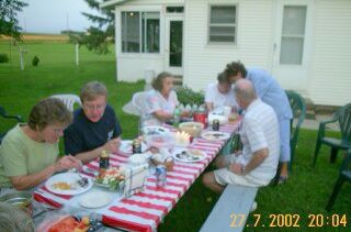 2002_07_27_emogene_bday_photos_by_vern_19.jpg (large)