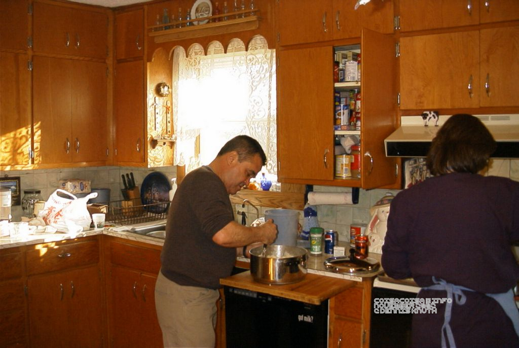 Helton mashes potato's