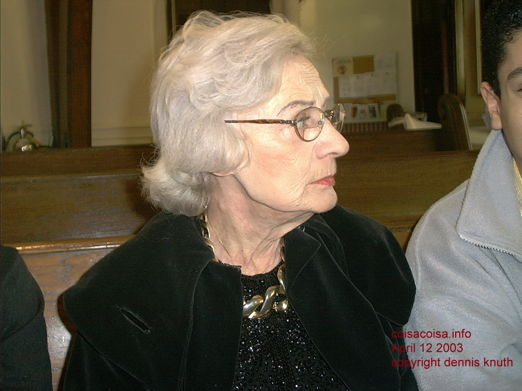 rosangela_wedding_before_2003_0412_01a.jpg (large)