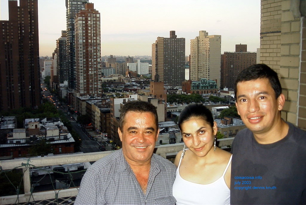 Three at a barbecue, Helton Silesia and Guillermo