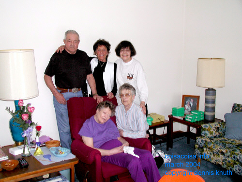 2004_0326_normasbirthday_family05.jpg (large)