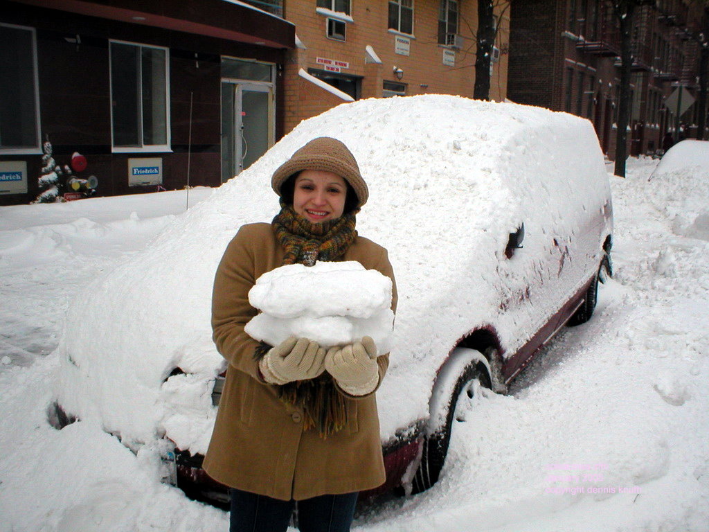 Thaissa and snow blocks