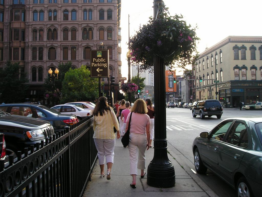 2005_07_10_julias_bachlorette_19.jpg (large)