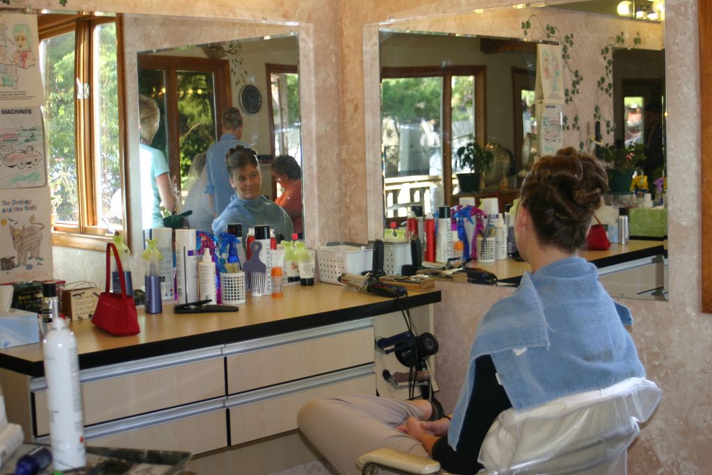 2005_08_00_hair_and_makup_008.jpg (large)