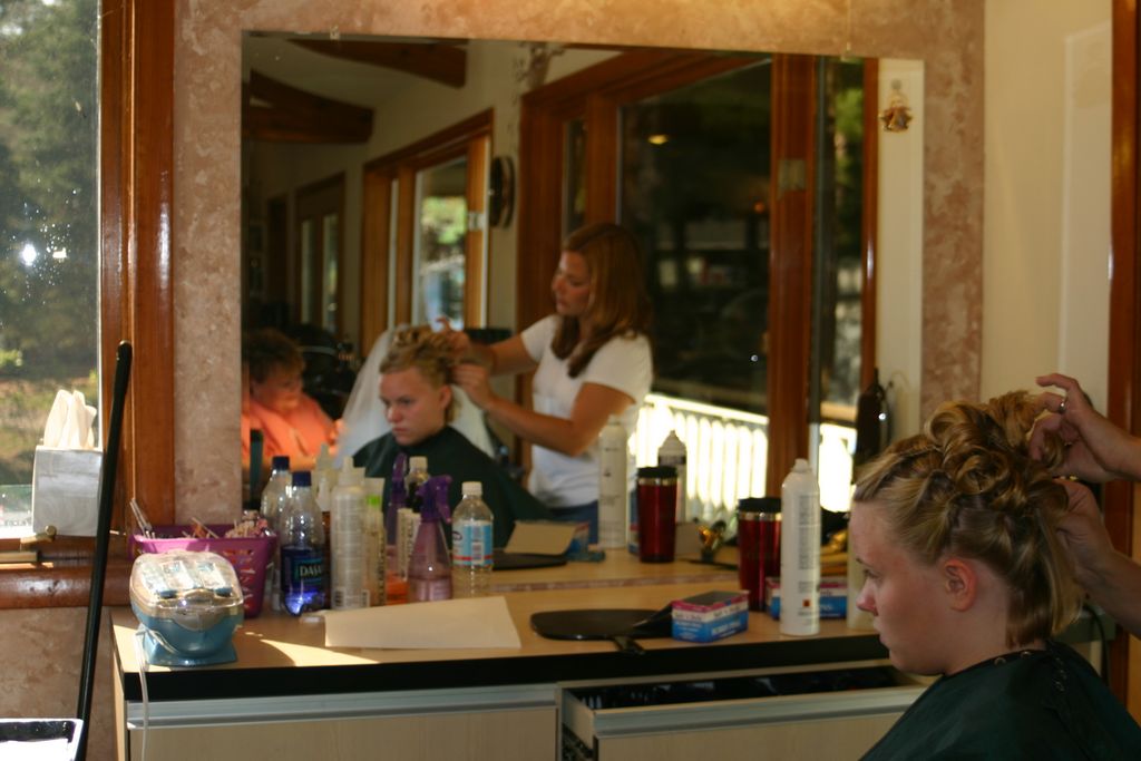 2005_08_00_hair_and_makup_010.jpg (large)