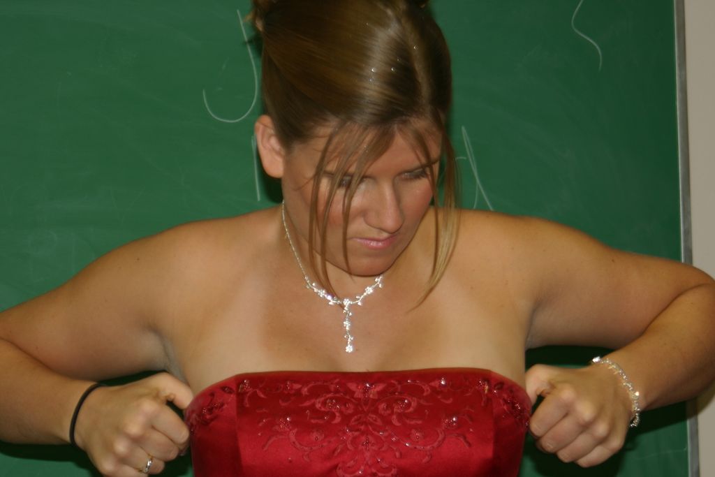 2005_08_00_jj_wedding_bridesmaids_027.jpg (large)