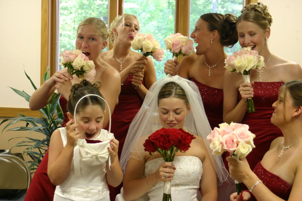 2005_08_00_jj_wedding_bridesmaids_043.jpg (large)