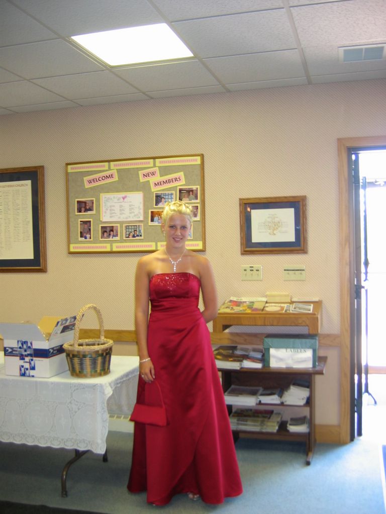 2005_08_00_jj_wedding_bridesmaids_051.jpg (large)