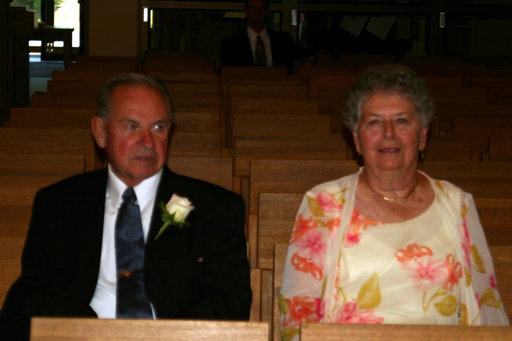 Grandparents wait to be photographed in Minocque