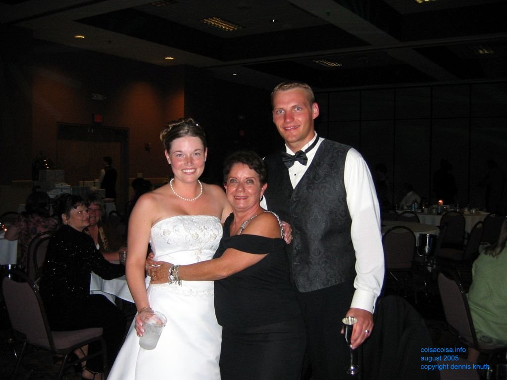 2005_08_06_jj_wedding_family_41.jpg (large)