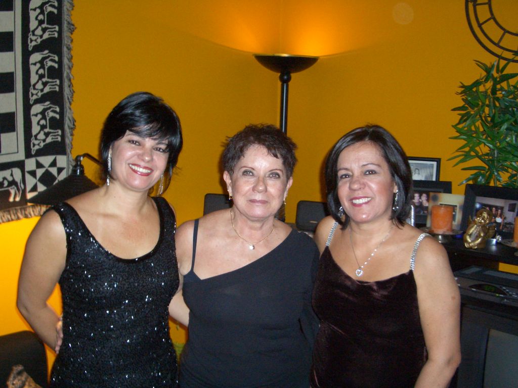 2005_12_09_myras_xmas_bday_02.jpg (large)