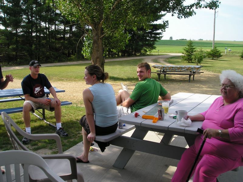 Nathan Julia Justin and Glowg