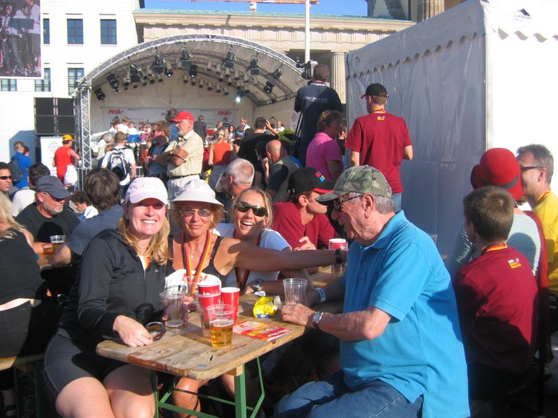 2006_09_24_helton_muscio_in_germany_115.jpg (large)