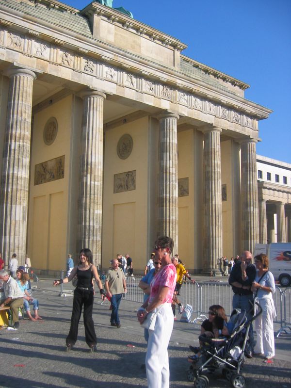 2006_09_24_helton_muscio_in_germany_116.jpg (large)