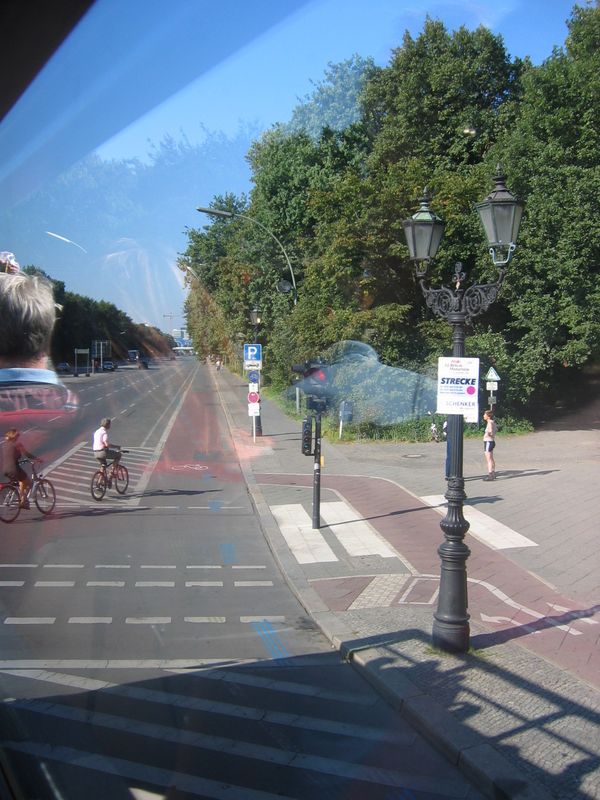 2006_09_24_helton_muscio_in_germany_85.jpg (large)