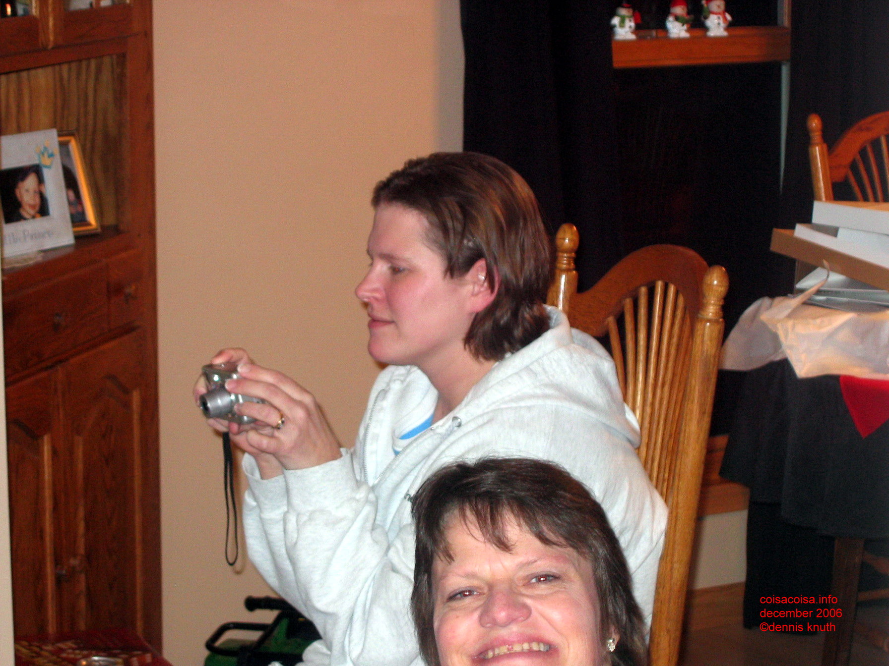 Kelly gets ready to take a photo