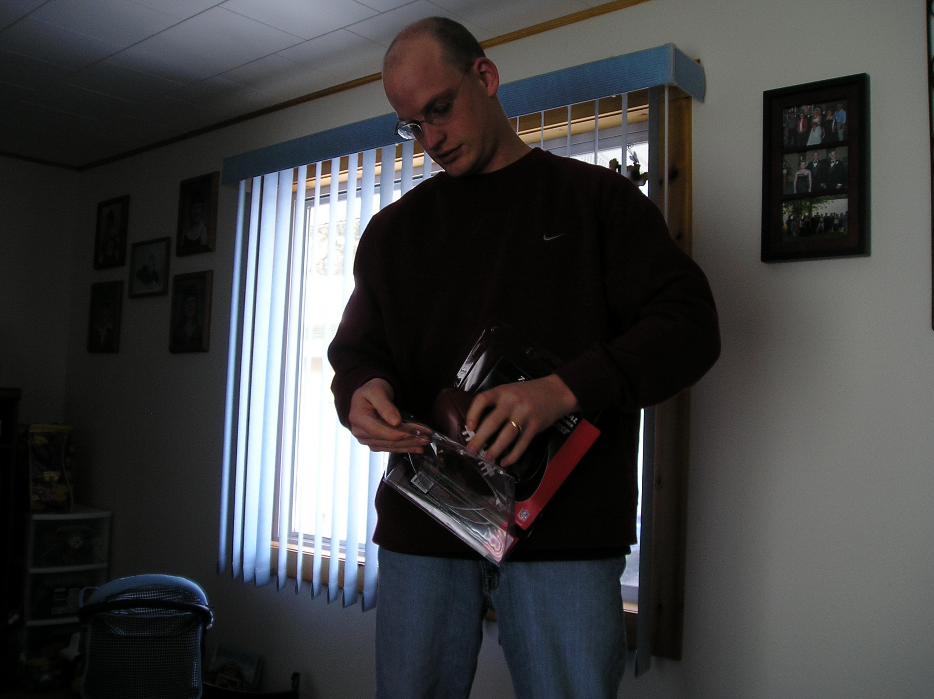 Nathan open a Birthday Present