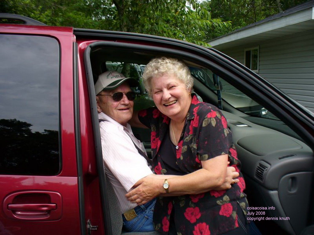 2008_07_19_dadandaliceatthefarm_4.jpg (large)