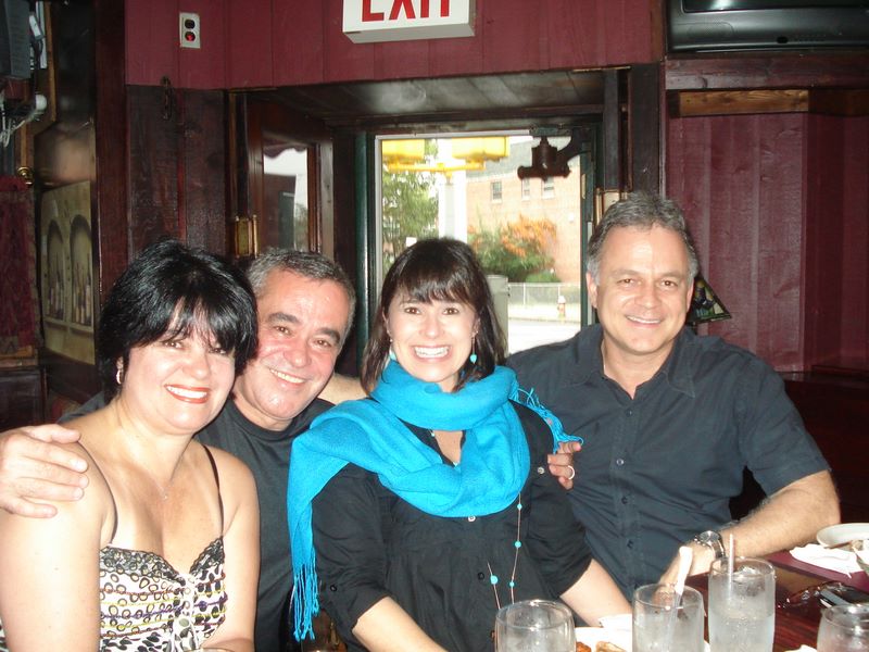 2009_09_12_hbday_ines_camera.jpg (large)