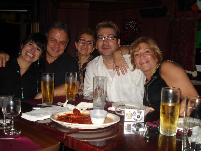 2009_09_12_hbday_ines_camera_8.jpg (large)