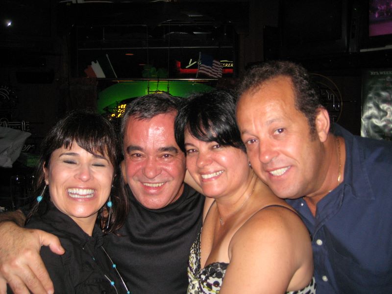 09_12_hbday_rogerio_camera_14.jpg (large)