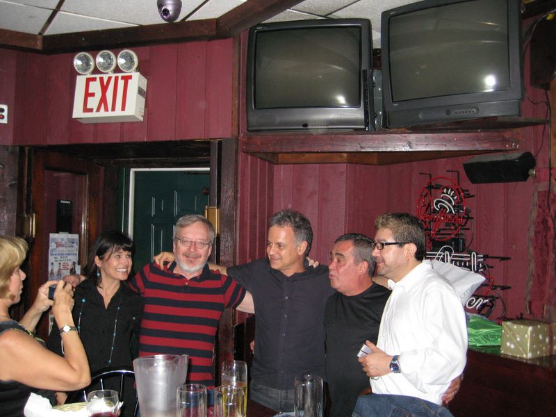 09_12_hbday_rogerio_camera_17.jpg (large)