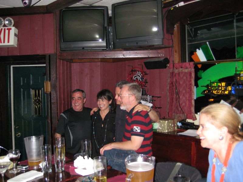 09_12_hbday_rogerio_camera_18.jpg (large)