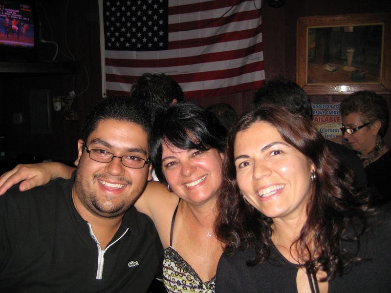 09_12_hbday_rogerio_camera_5.jpg (large)