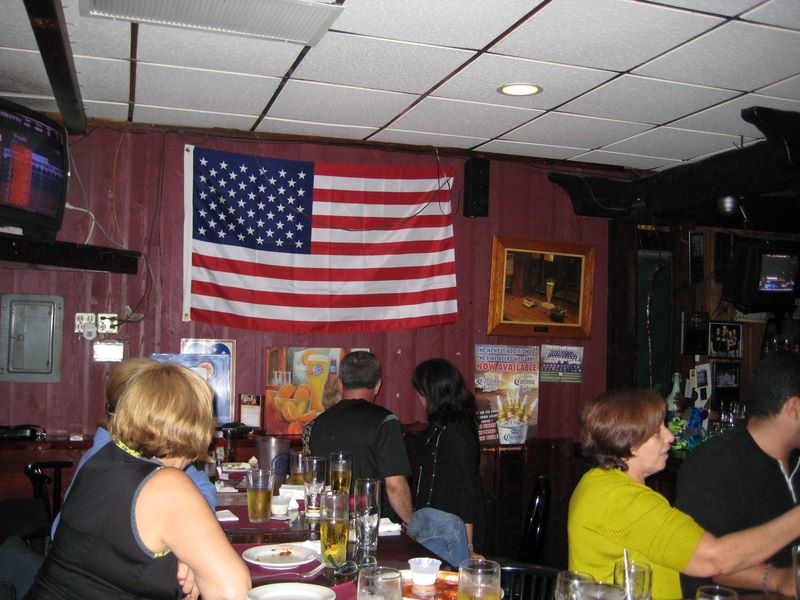 09_12_hbday_rogerio_camera_9.jpg (large)