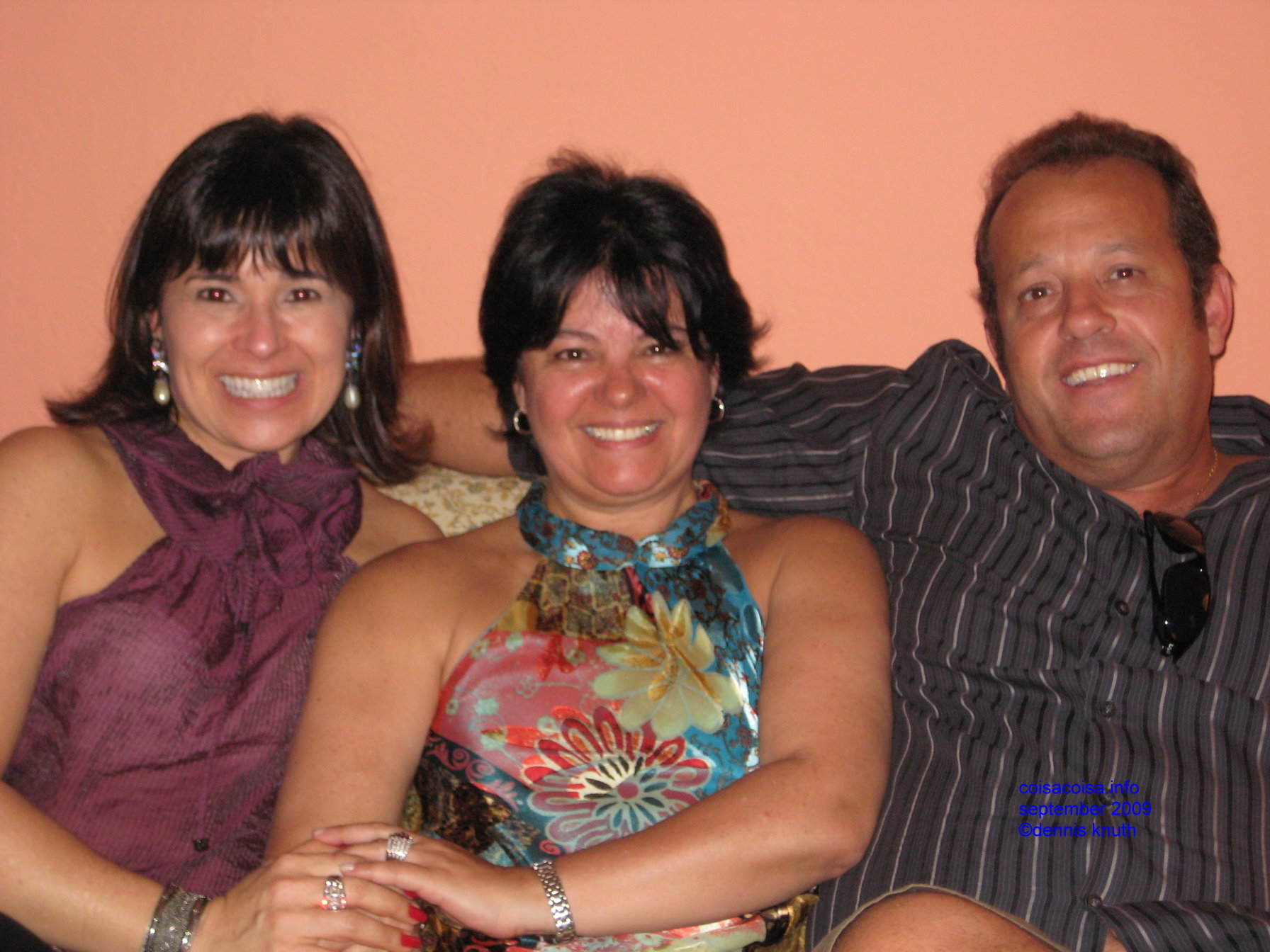 09_12_hbday_rogerio_camera_4.jpg (large)