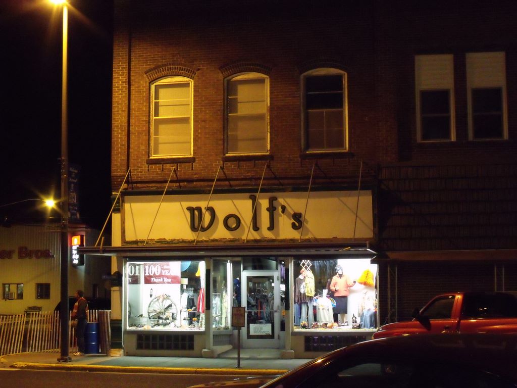 Downtown Durand 2009 Wolfs