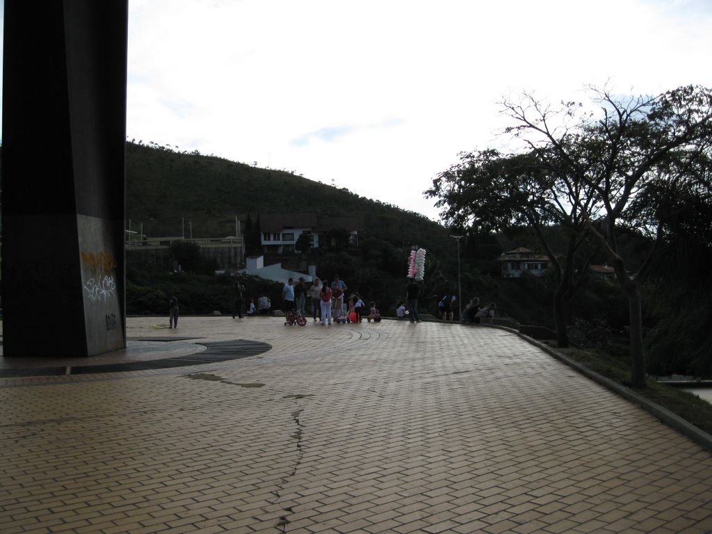 The Belo Square by the Cross