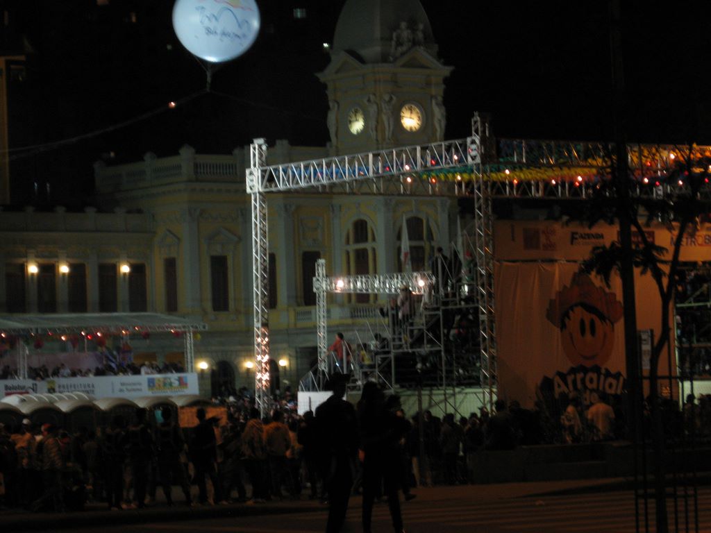 Moon over Belo Horizonte