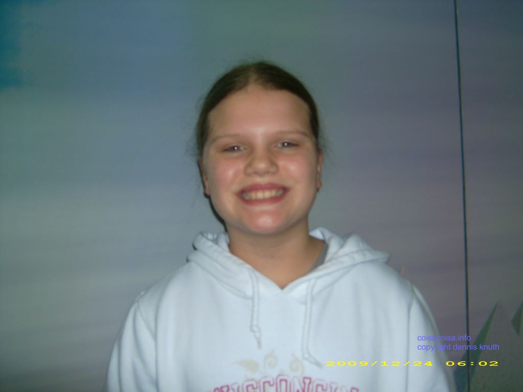 2009_12_24_jared_kelsey_santa_04.jpg (large)