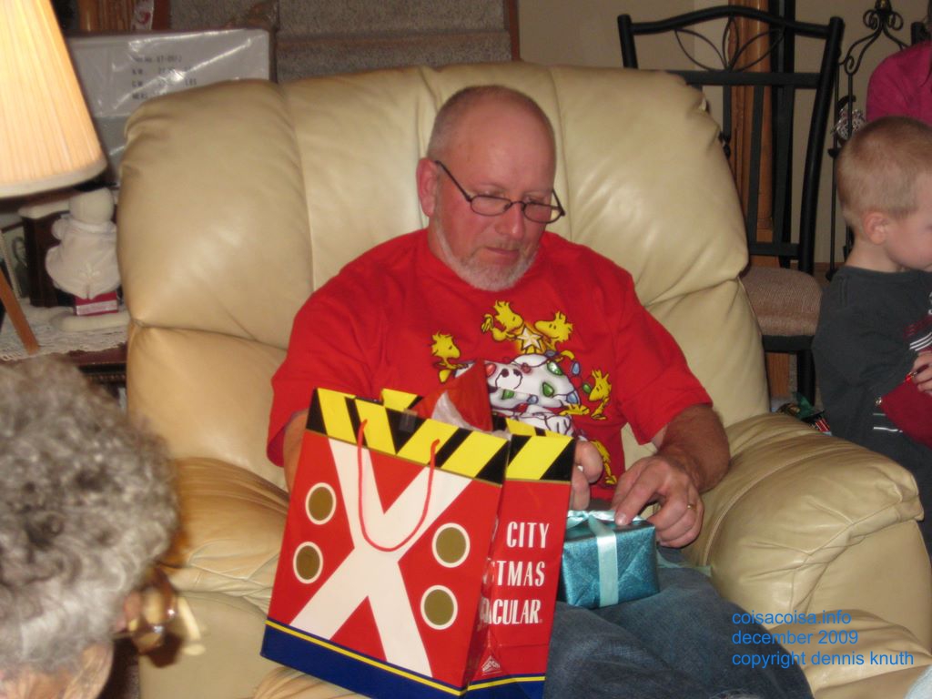 2009_12_25_sherri_xmas_024.jpg (large)