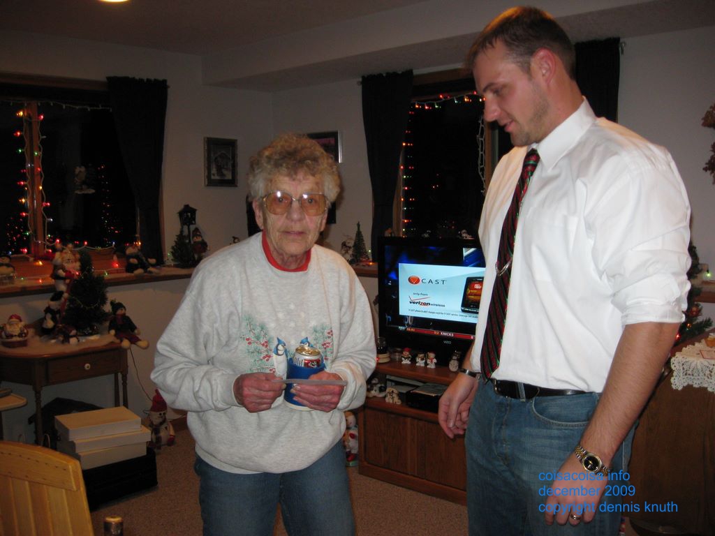 2009_12_25_sherri_xmas_028.jpg (large)