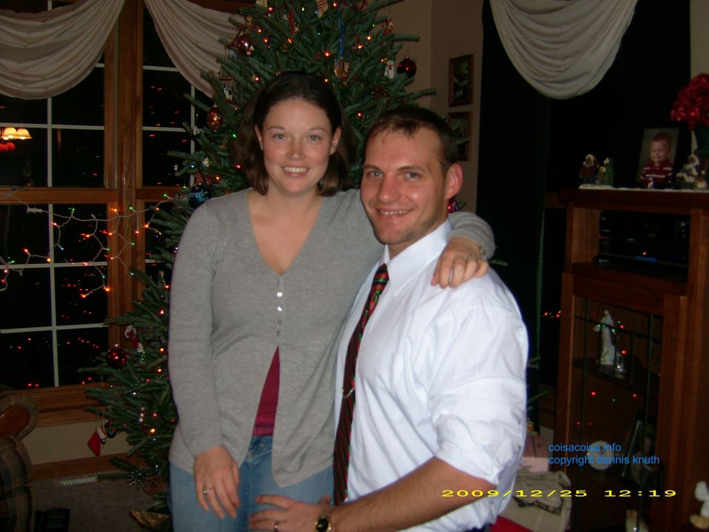 2009_12_25_xmas_portraits_kelly_003.jpg (large)